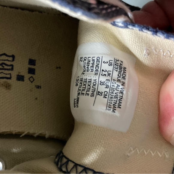 Navy Converse Low Tops - Picture 2 of 4